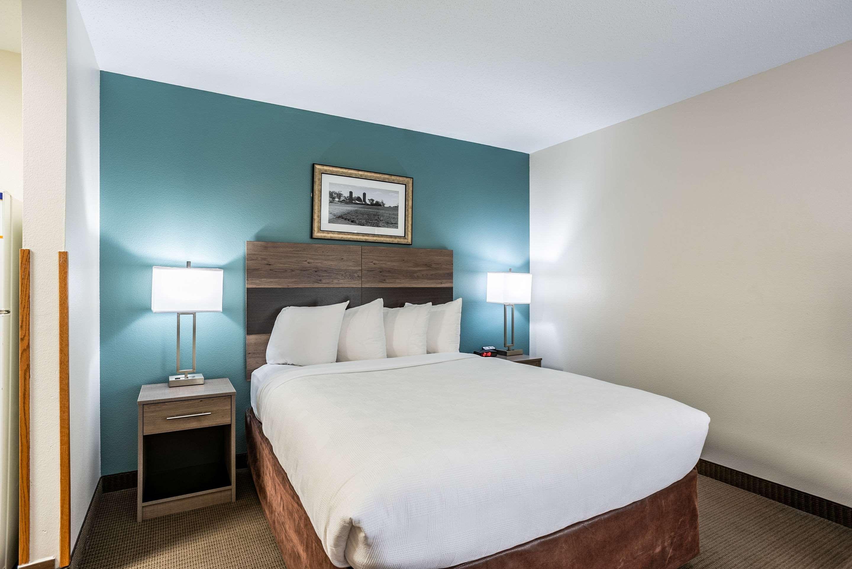 Mainstay Suites Cedar Rapids North - Marion Esterno foto