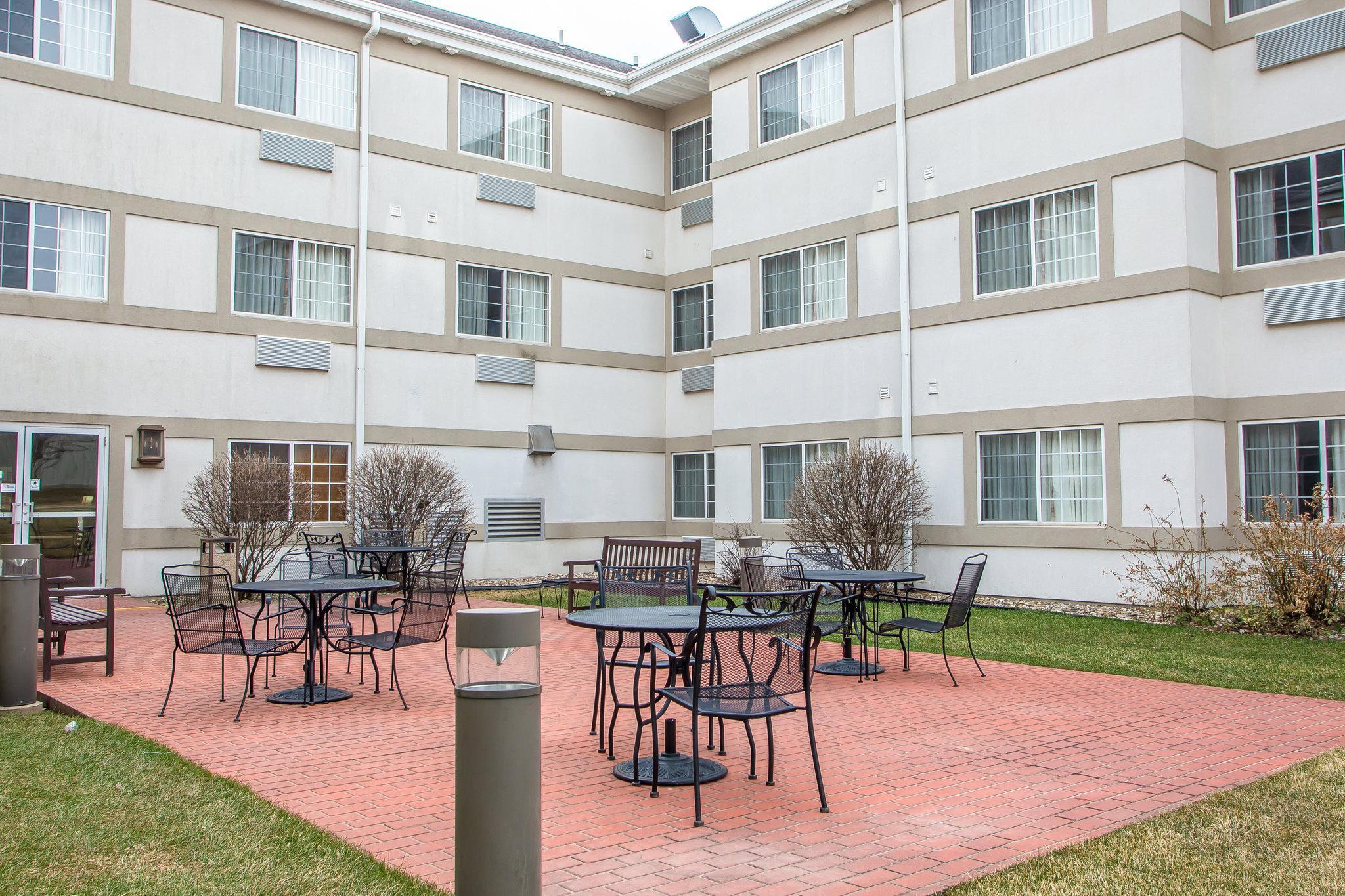 Mainstay Suites Cedar Rapids North - Marion Esterno foto