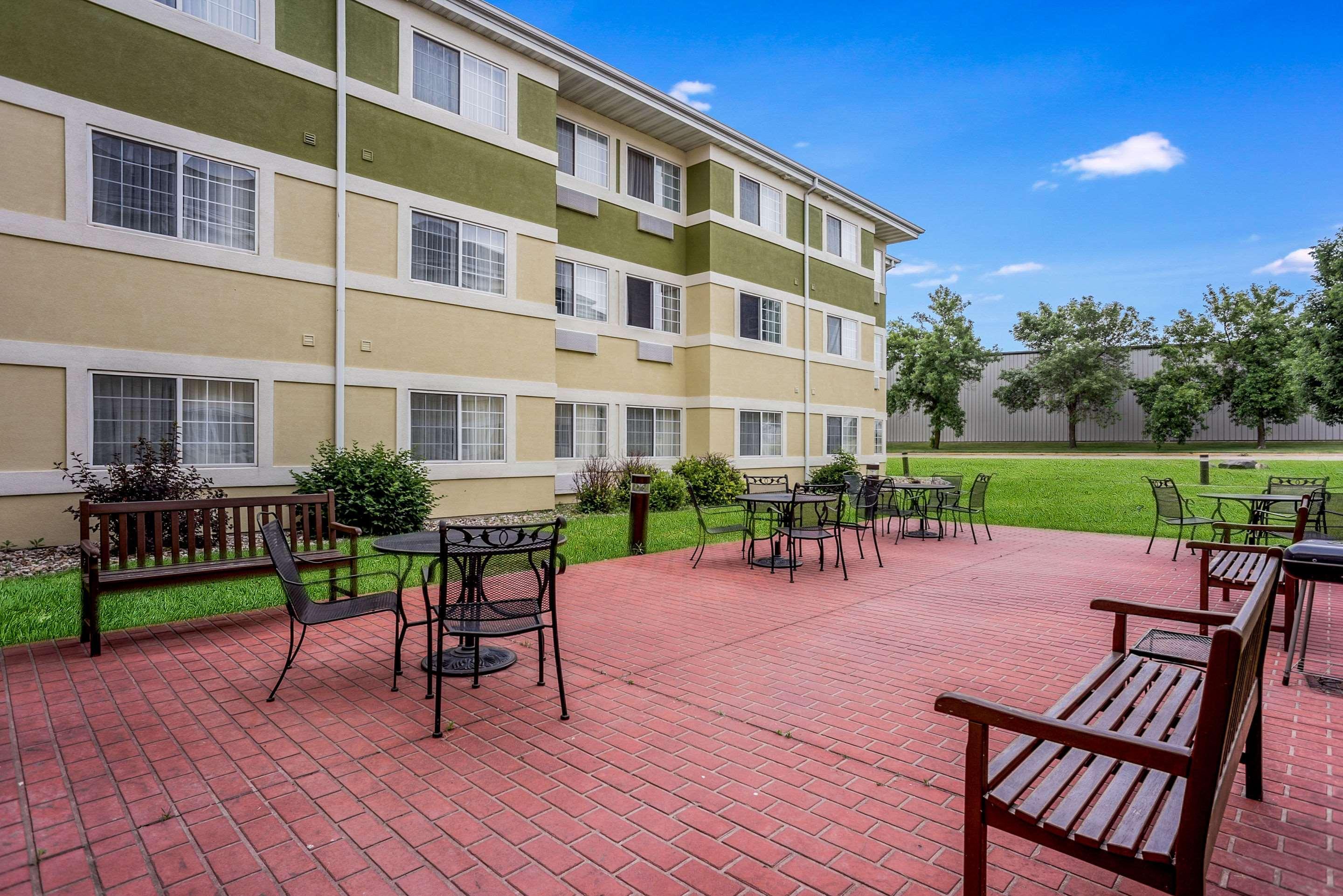 Mainstay Suites Cedar Rapids North - Marion Esterno foto