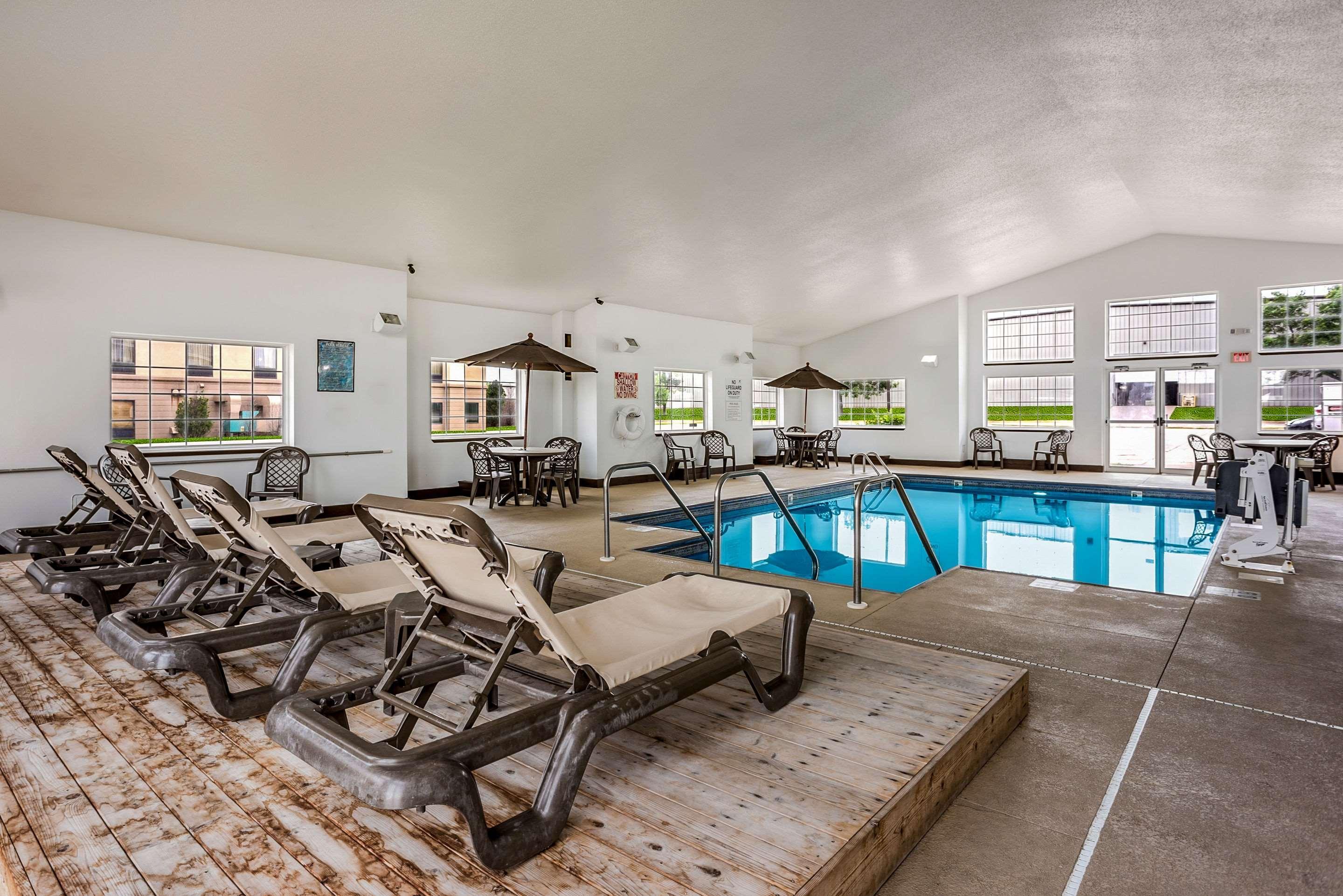 Mainstay Suites Cedar Rapids North - Marion Esterno foto