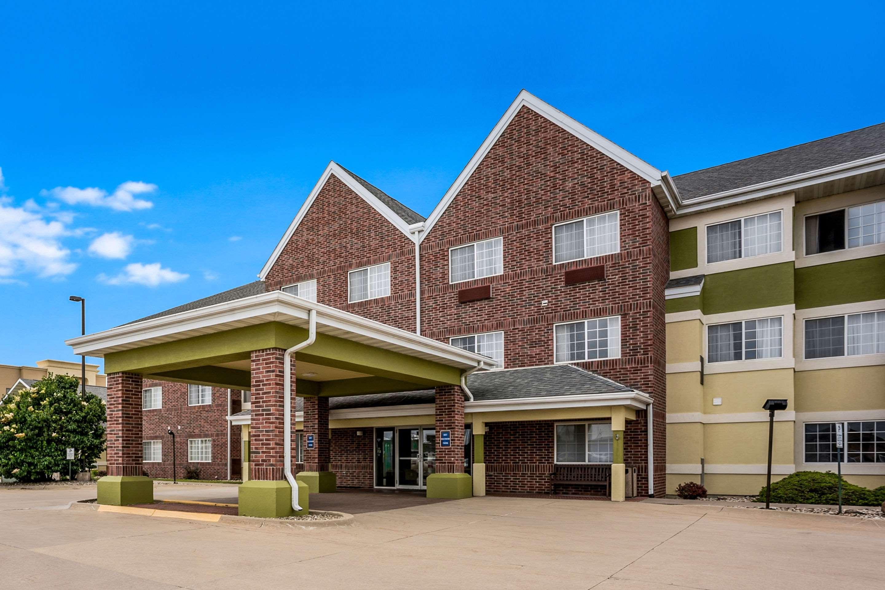Mainstay Suites Cedar Rapids North - Marion Esterno foto