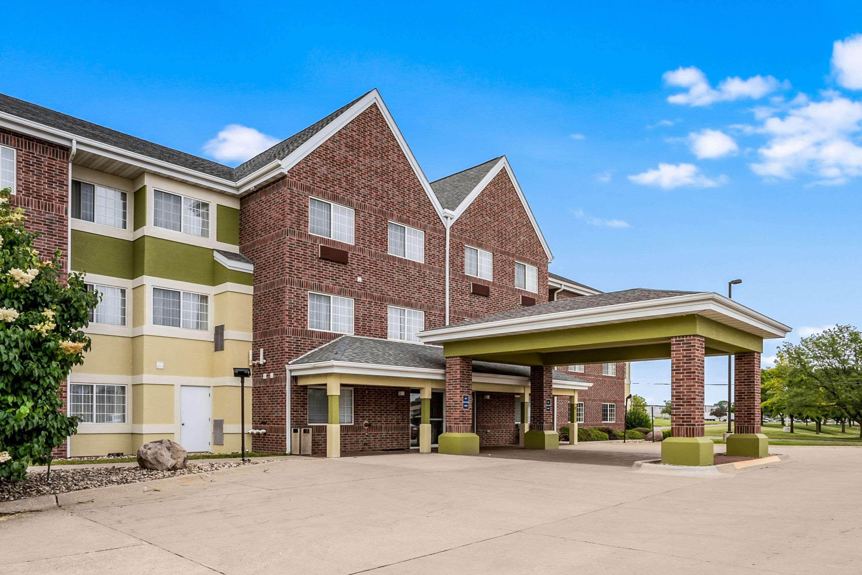Mainstay Suites Cedar Rapids North - Marion Esterno foto